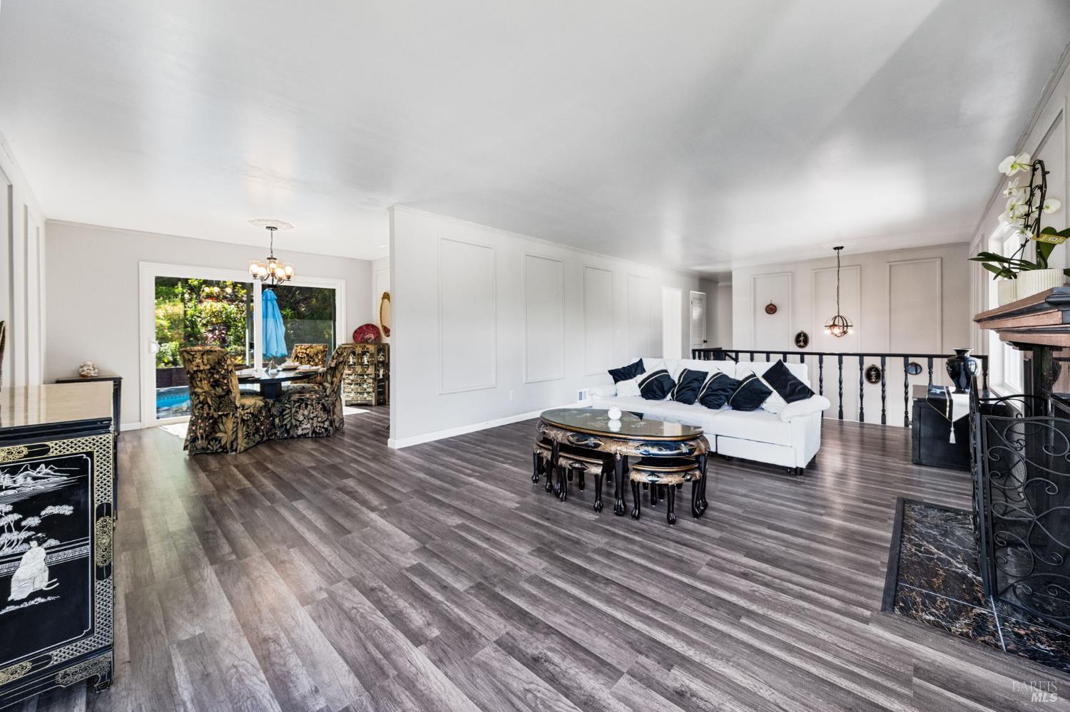 823 Tamarack Drive