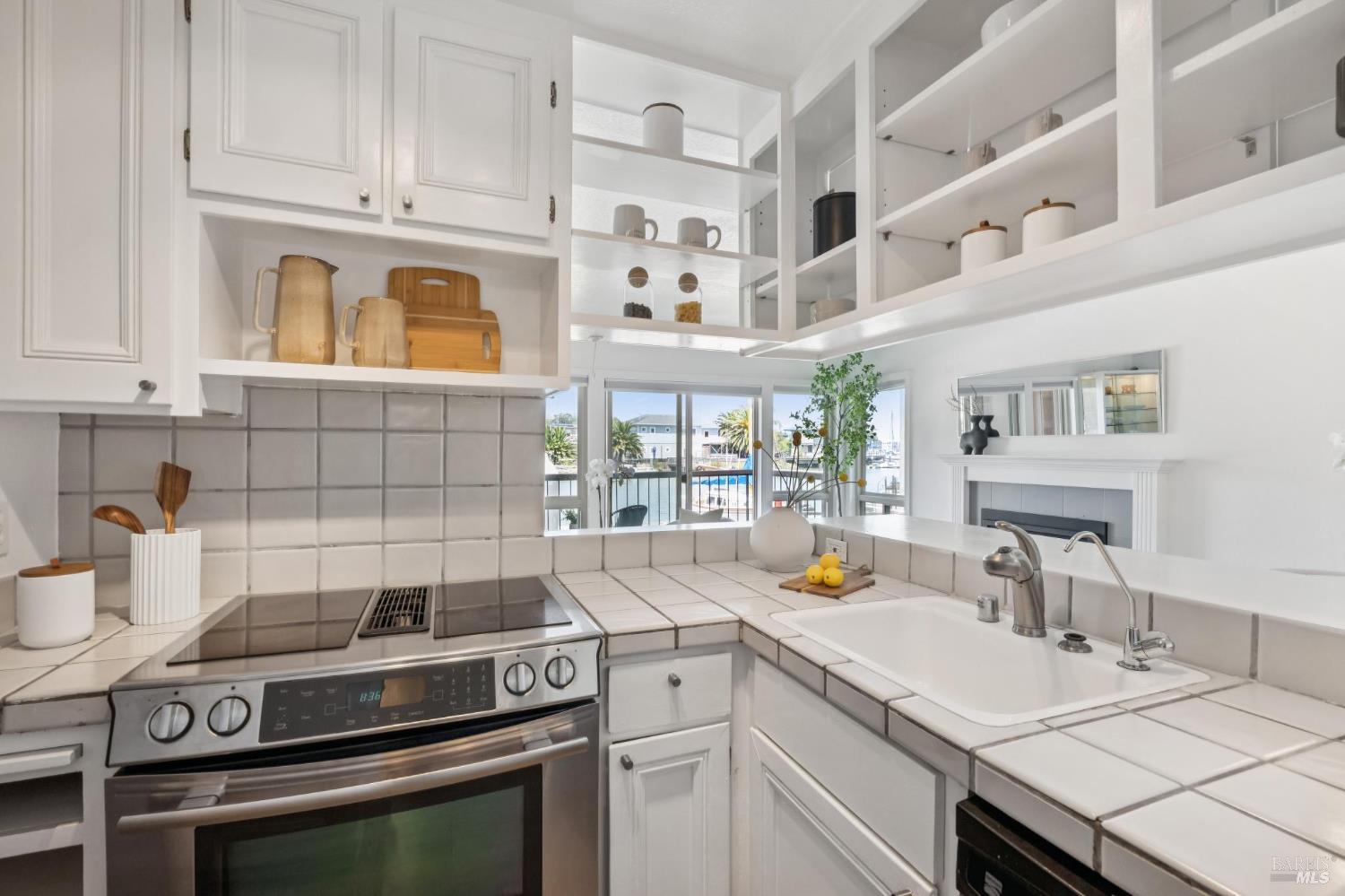 490 Canal Street Unit: #4