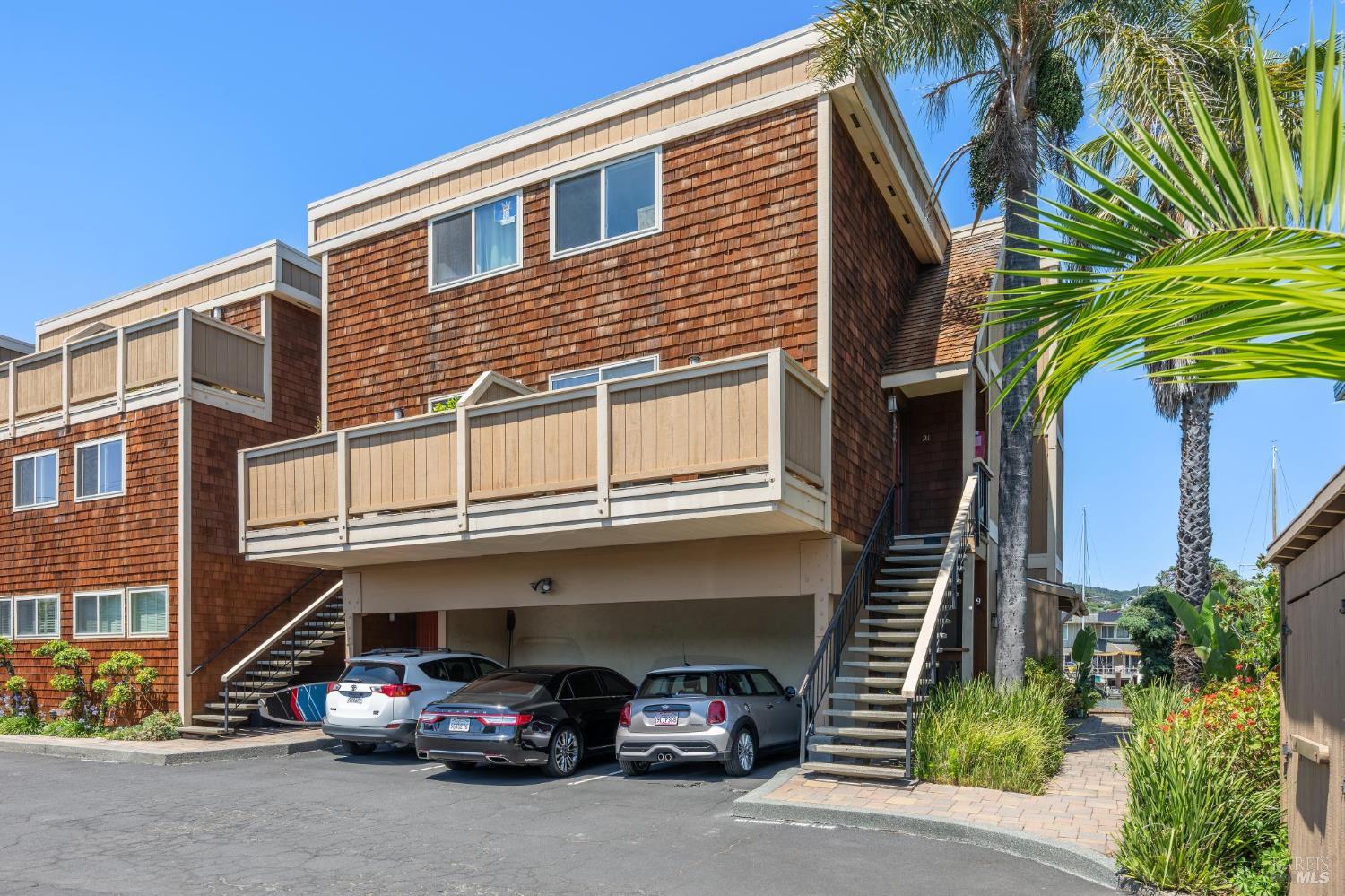 490 Canal Street Unit: #4