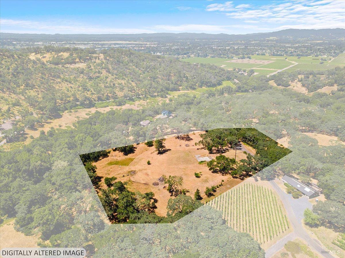 841 Leslie Road photo 2