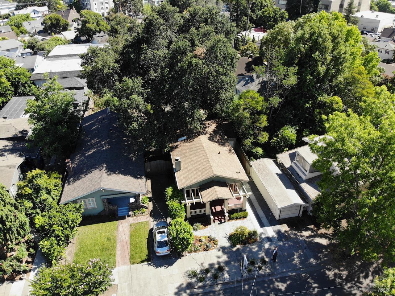 710 Cherry Street photo 2