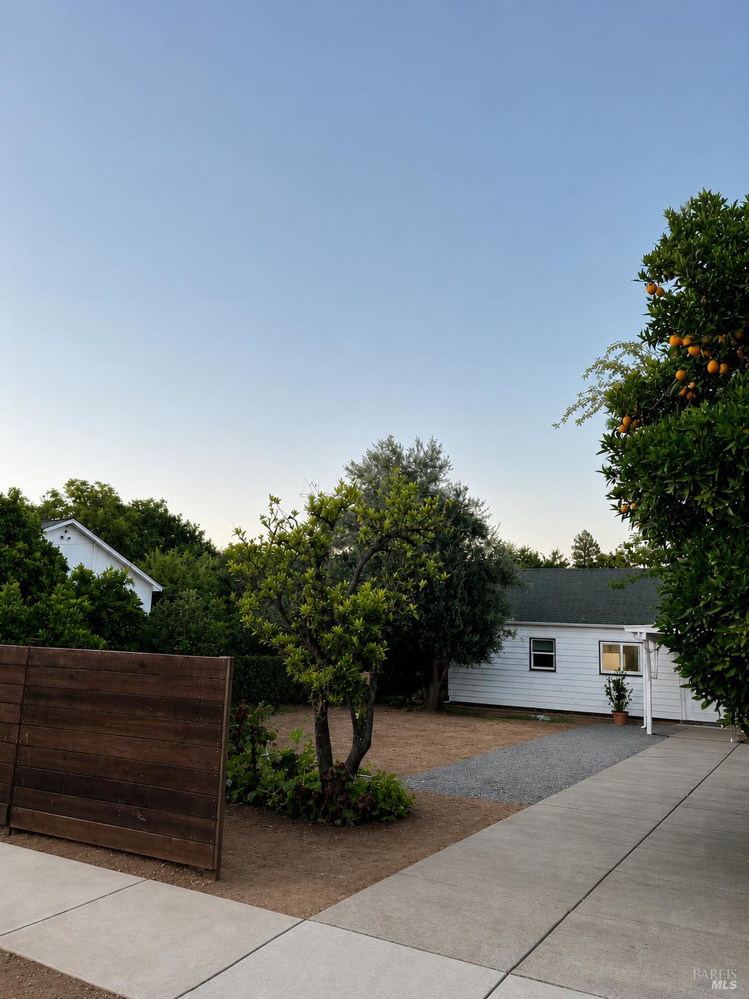 Front Image Thumbnail for BA326052514