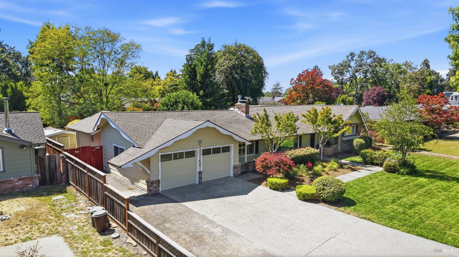 373 Piezzi Road photo 2
