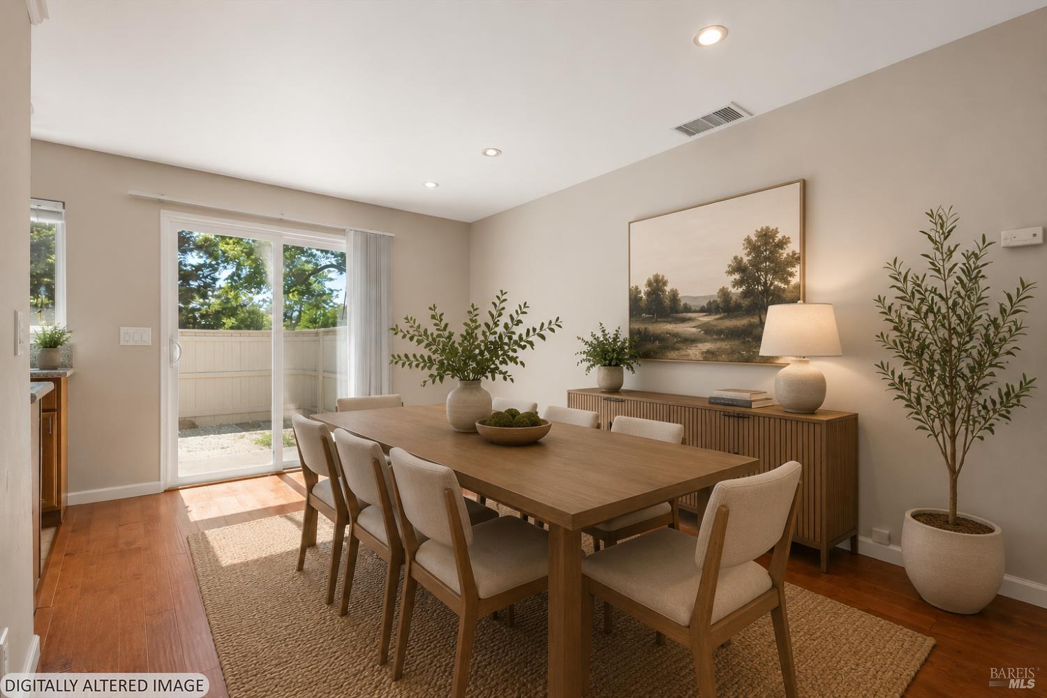 303 Algiers Court photo 3
