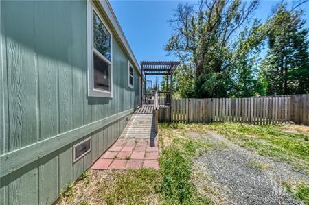 Front Image Thumbnail for BA326058676