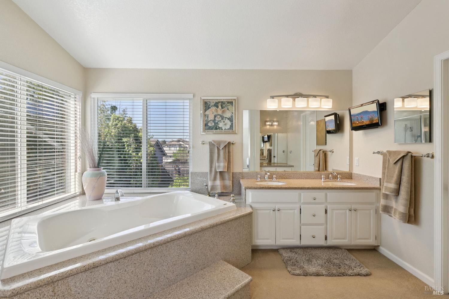 561190289_6f446317-ff0b-46bf-b440-dcf7b7a0453a.jpg