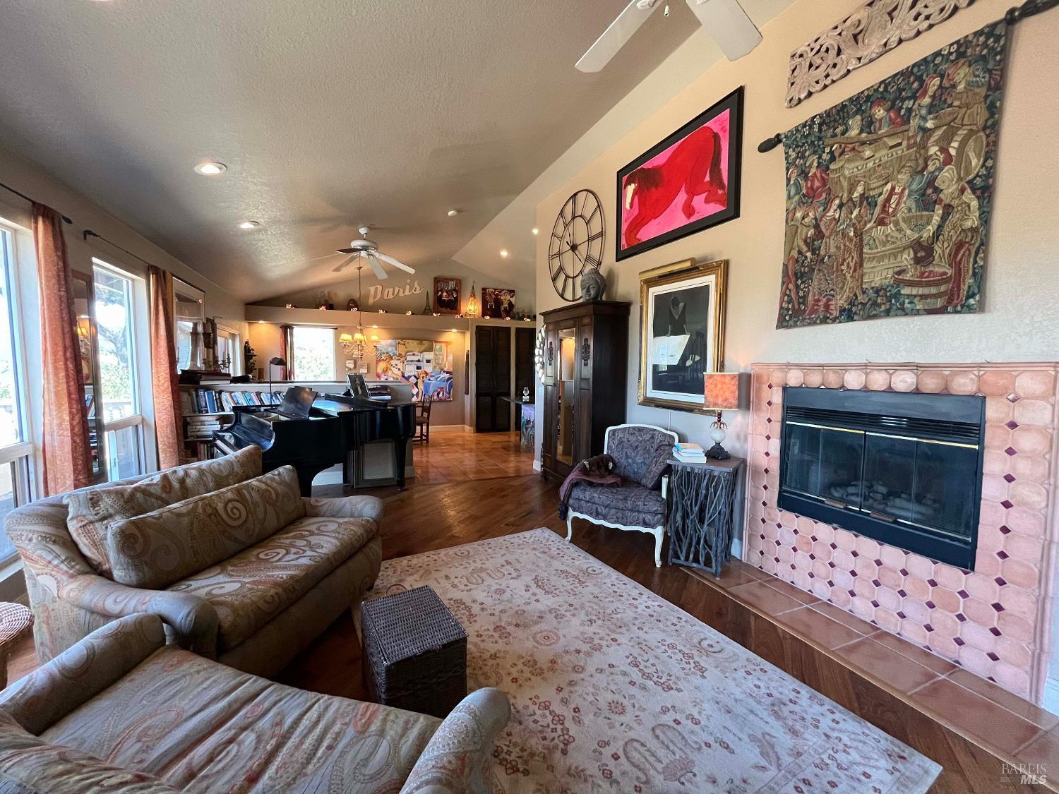5286 Joaquin Drive photo 2