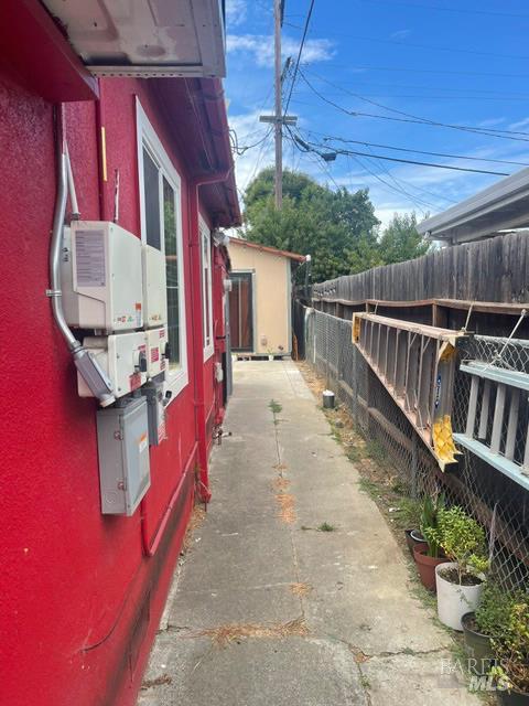 301 Sawyer Street