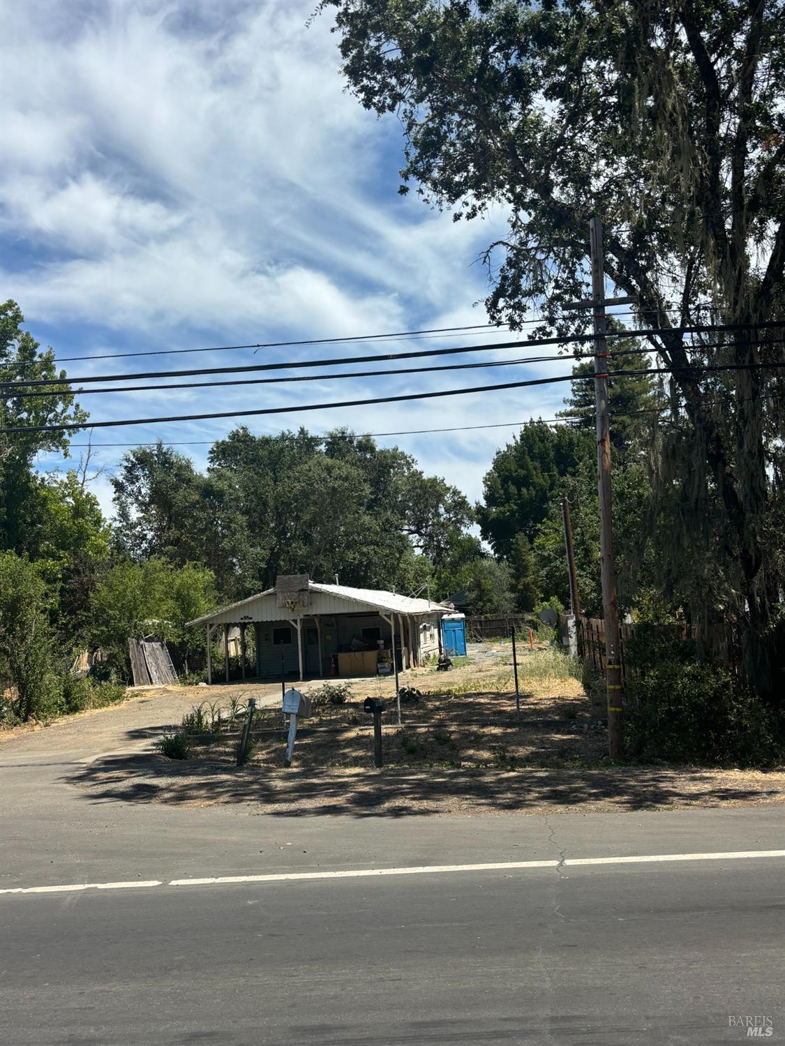 951 Highway 175 Highway