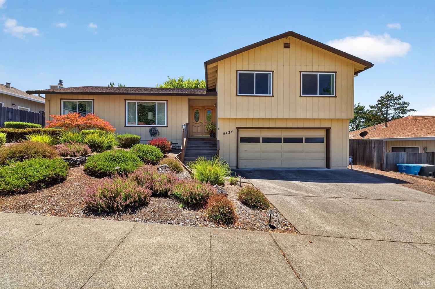 5424 Yerba Buena Road photo 2