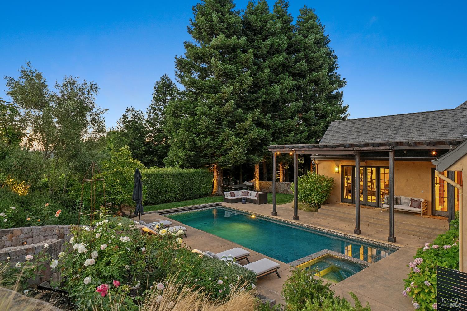 1297 Leaning Oak Drive