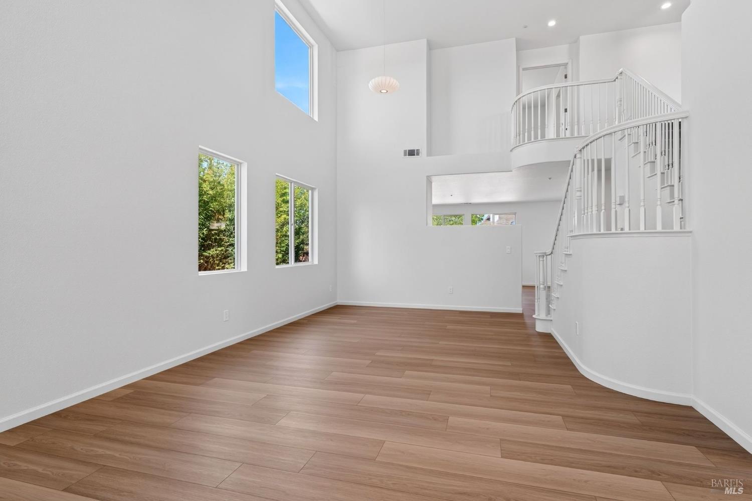 MLS #326065189 image #14