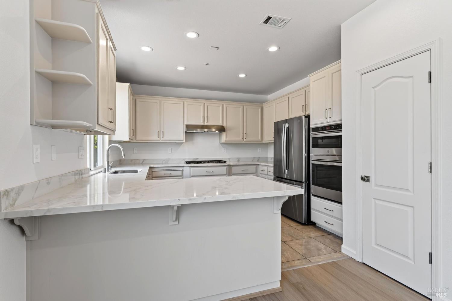 MLS #326065189 image #8
