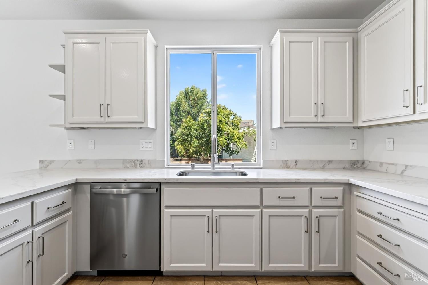 MLS #326065189 image #9