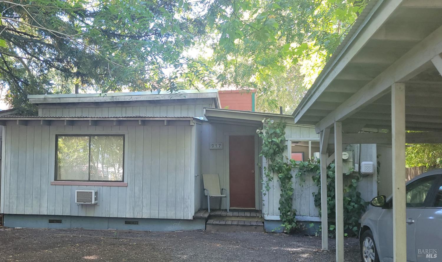 917 Saracen Road