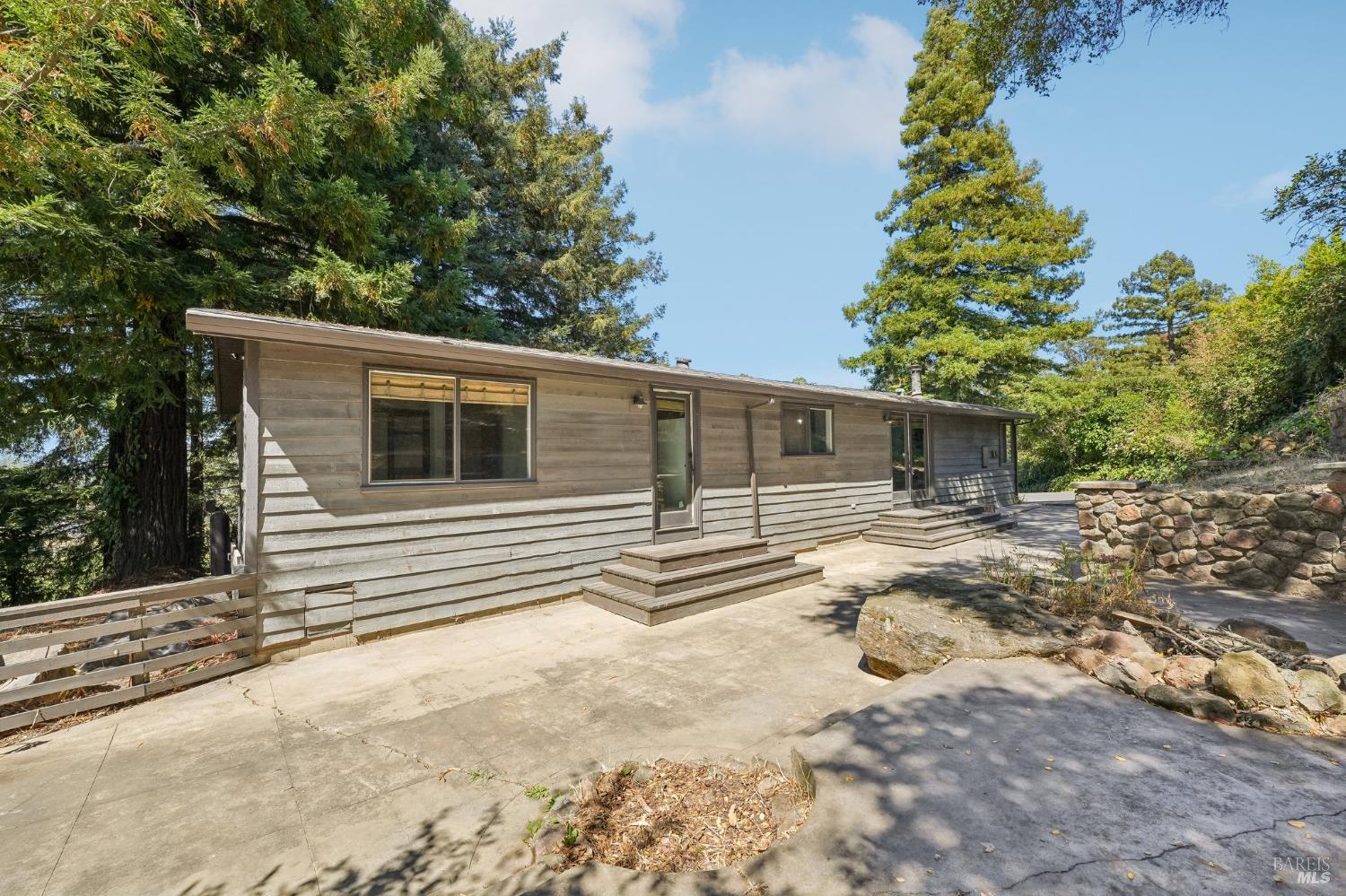 9333 Redtail Hawk Lane