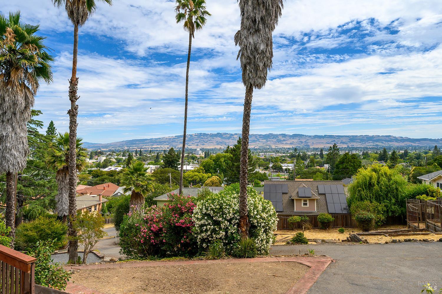 25 Linda Vista Terrace photo 2