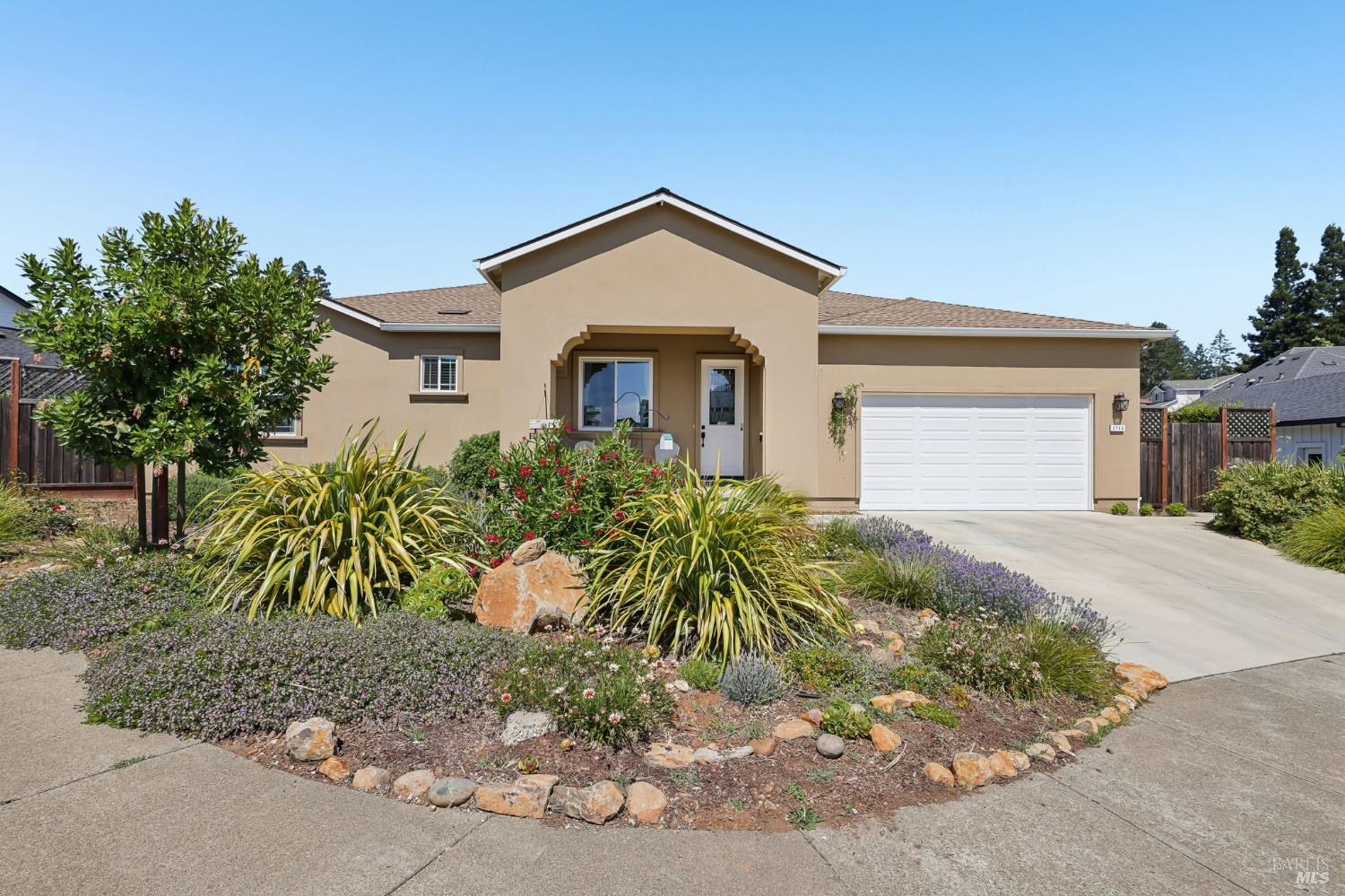 3746 Sawgrass Place