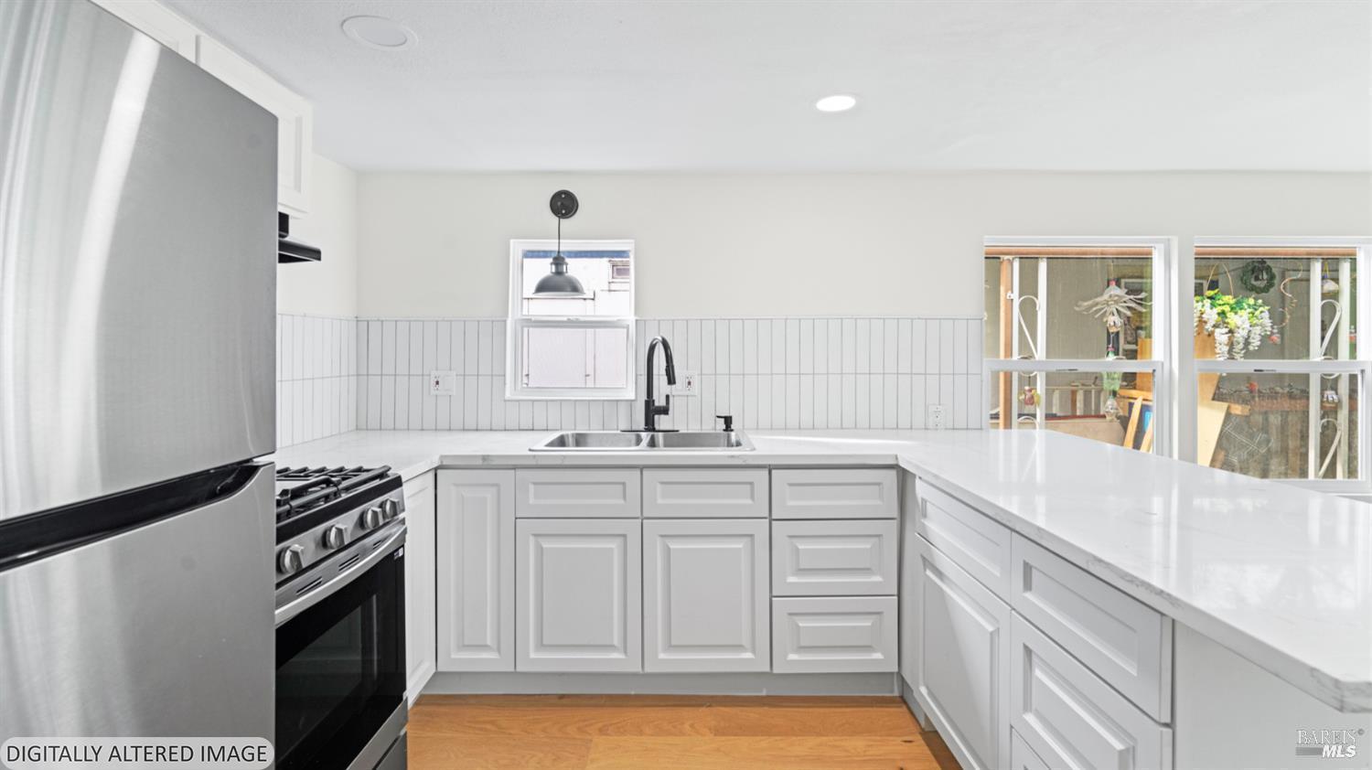 561203758_7b2283ee-e1cb-4cba-8097-bdfca20ceca4.jpg