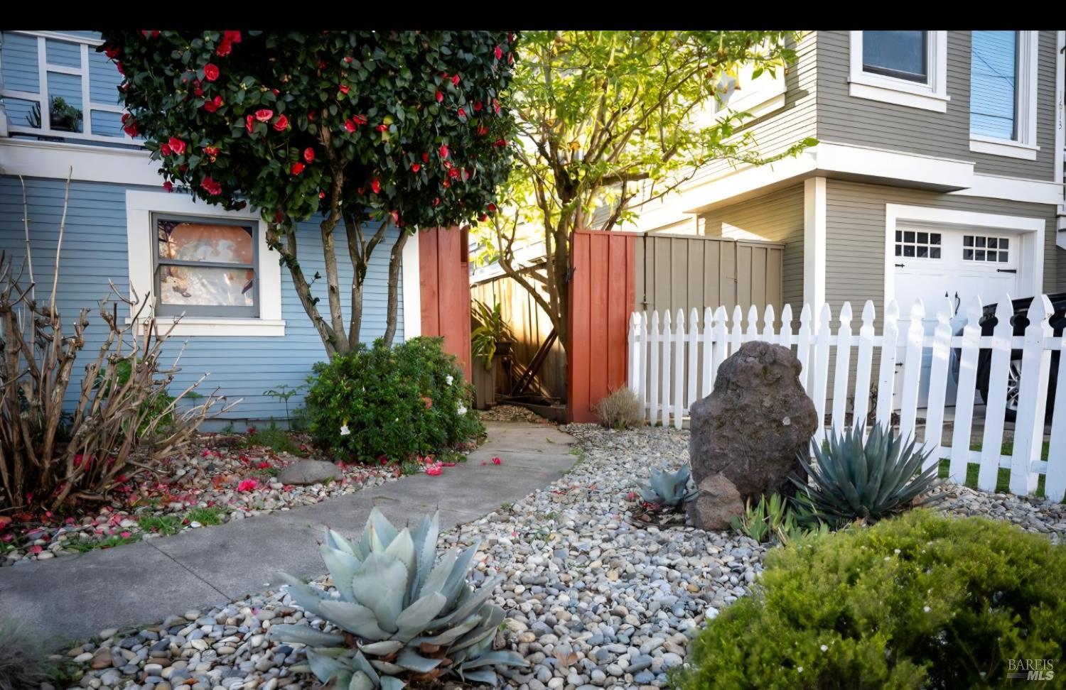 1605 Main Street Unit: #A