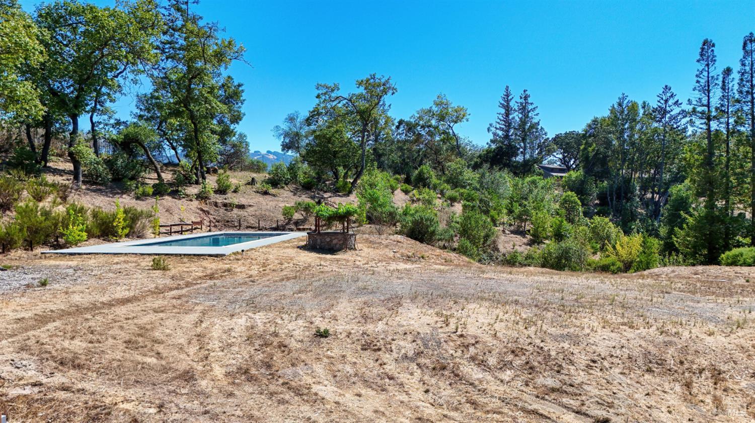 2050 Schultz Road photo 3