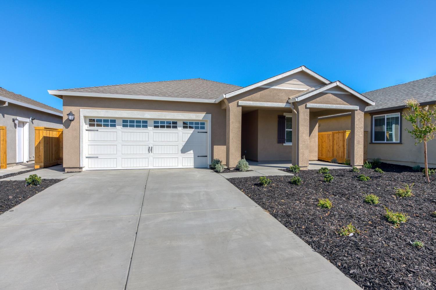 2231 Espana Lane