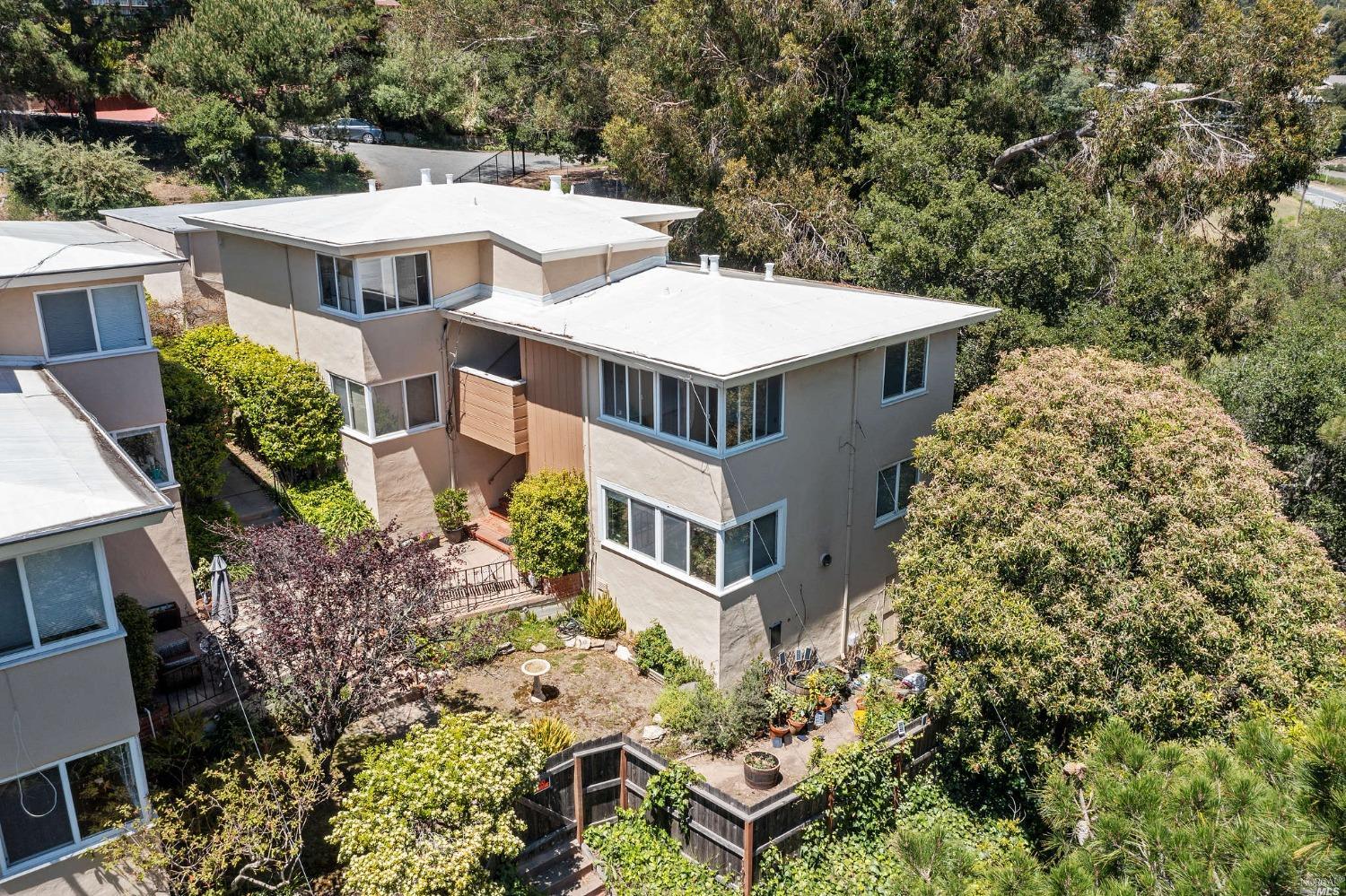 343 Somerset Rd