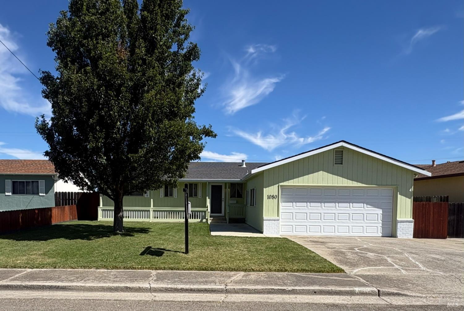 1080 Rolling Green Drive