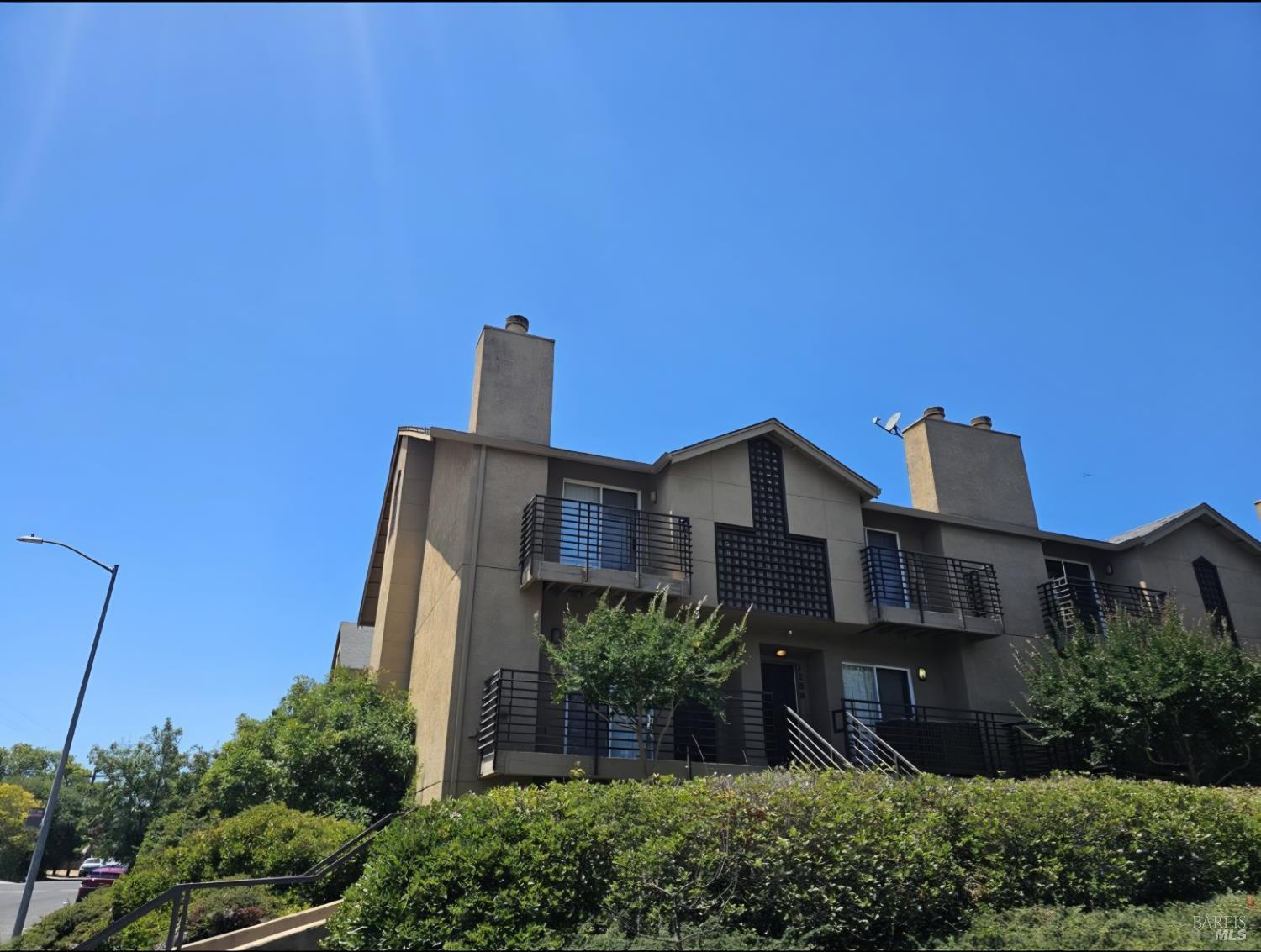 1186 Pear Tree Lane