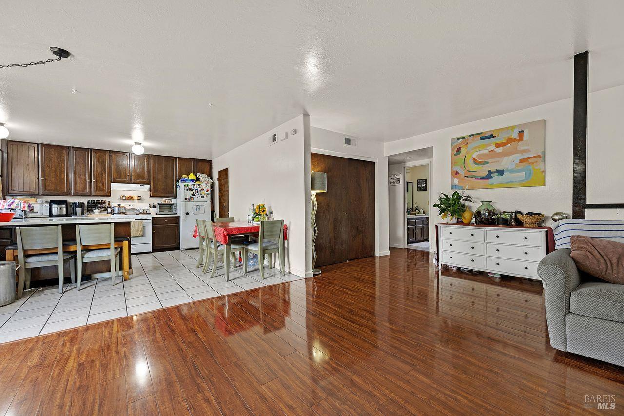 310 Belle Avenue photo 3