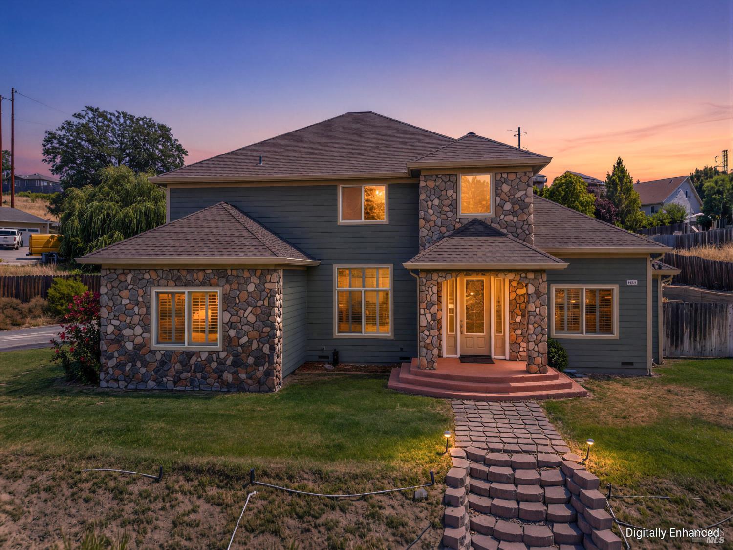 2485 Appolinaris Drive