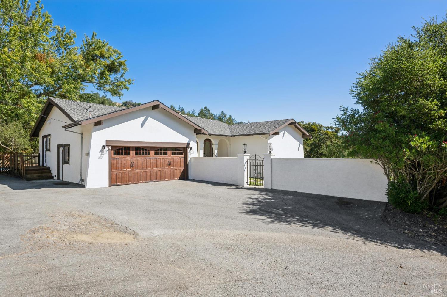 18943 Spring Drive photo 3