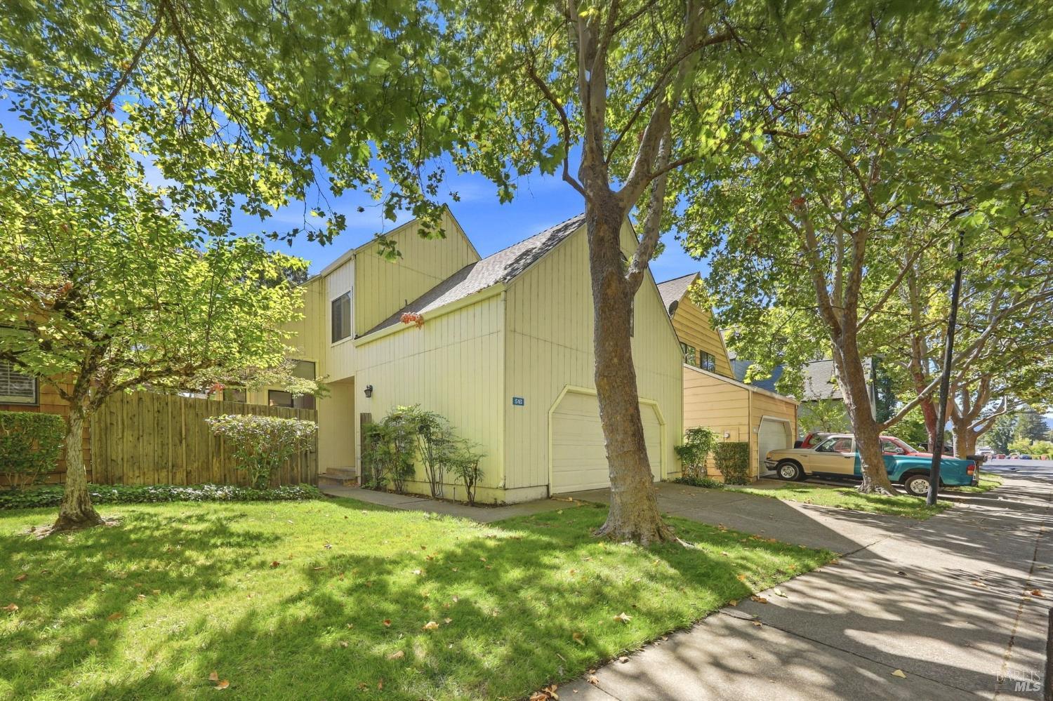 518 March Avenue photo 3