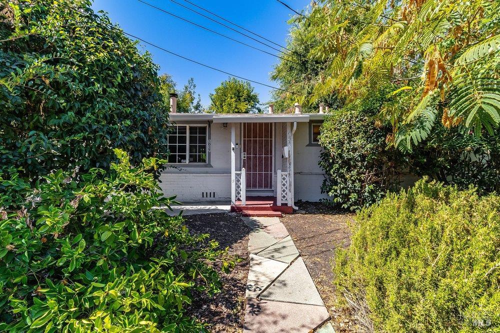 3037 Bertram Court