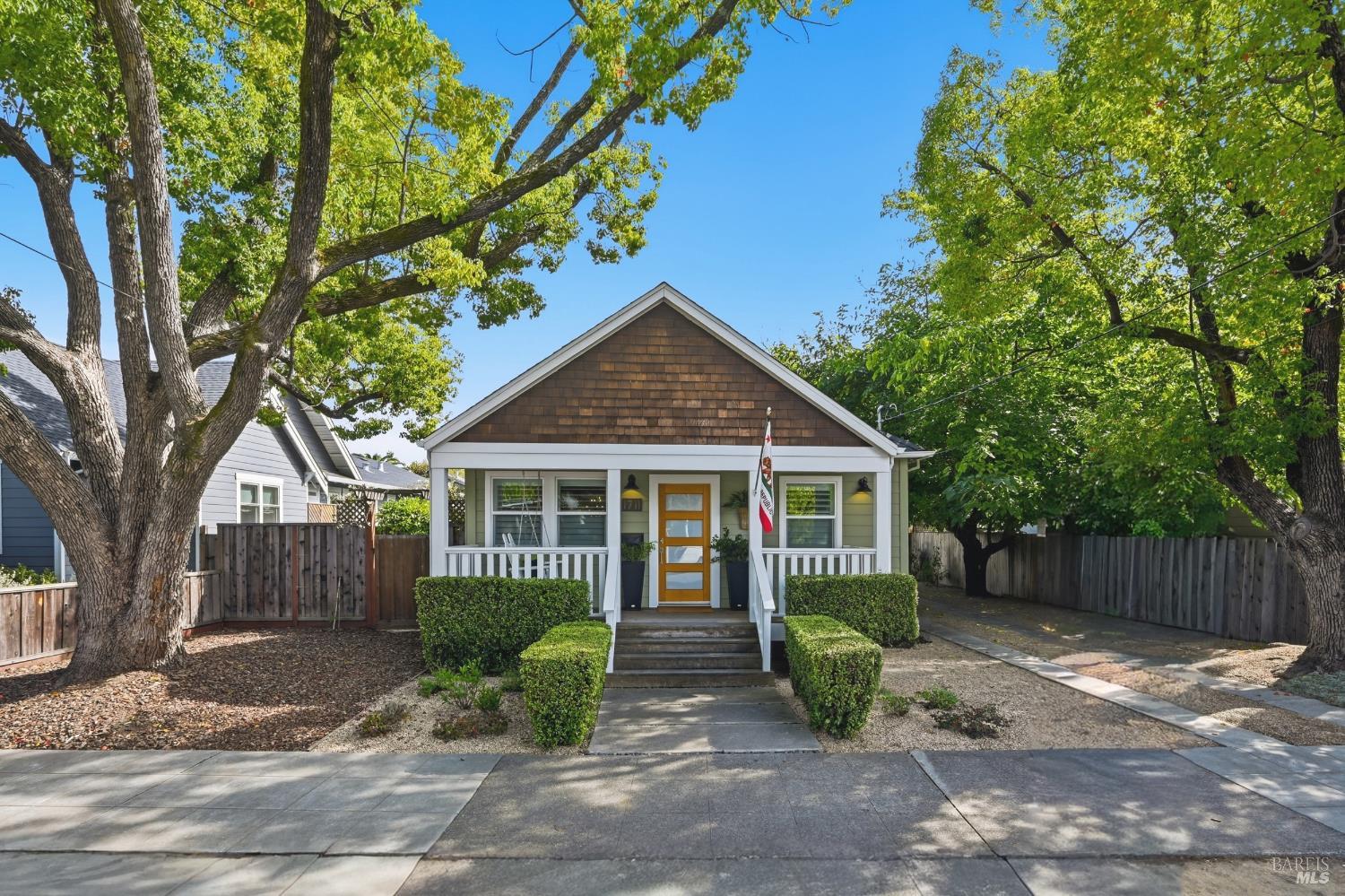 1711 F Street photo 3