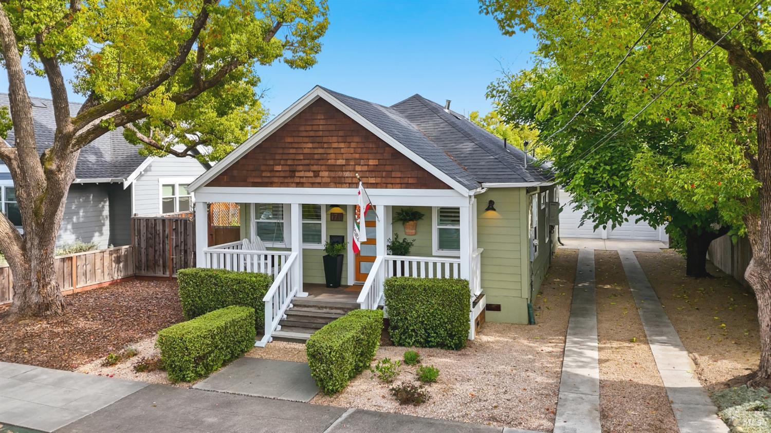 1711 F Street photo 2