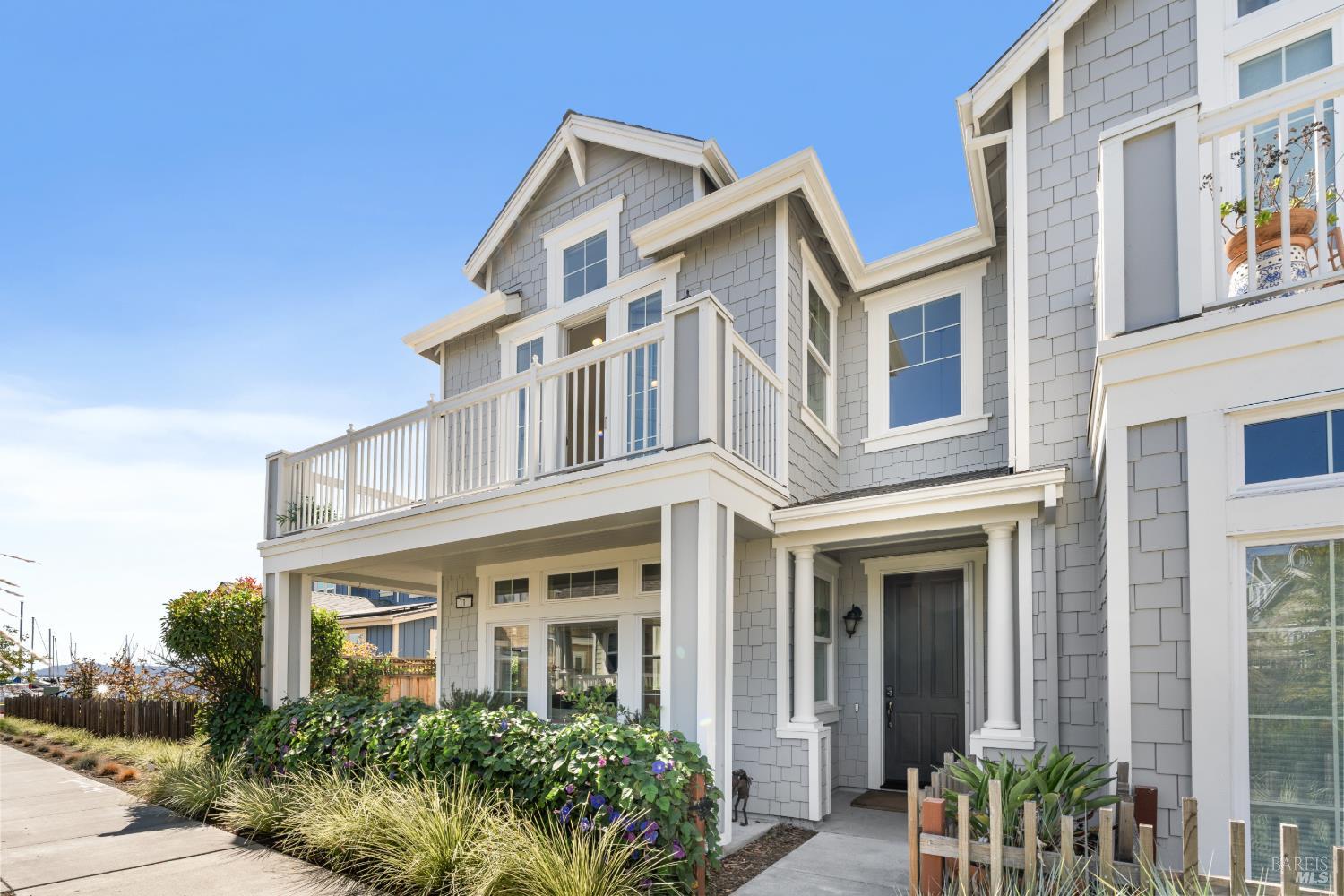 11 Bayharbor Way