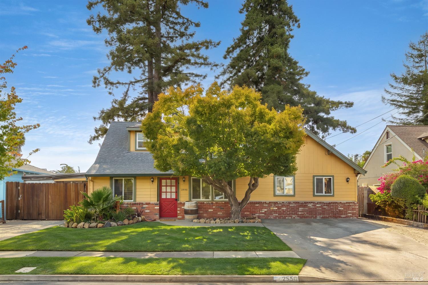 2550 Indiana Street photo 2