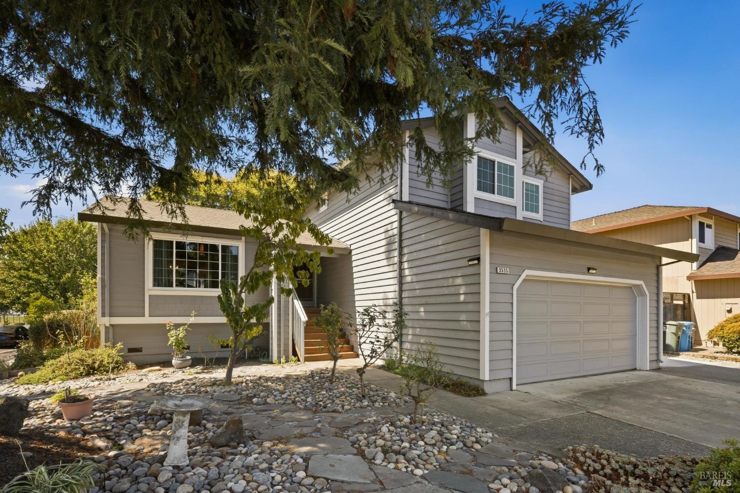 3535 Banyan Street photo 2