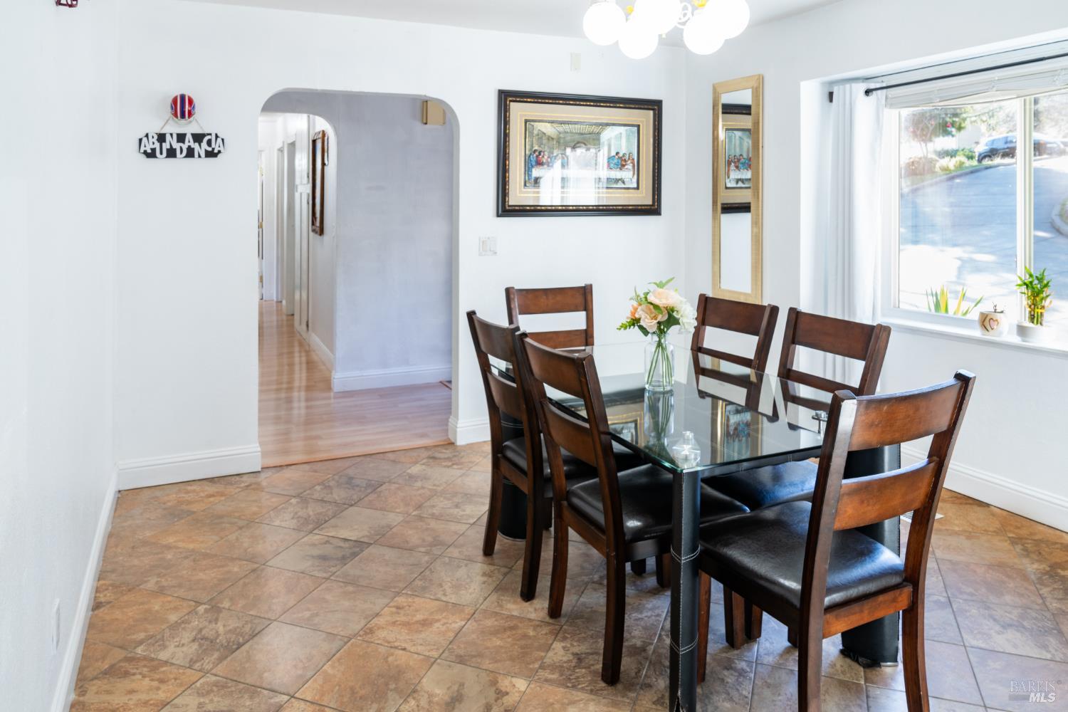 32 Boxelder Court photo 2