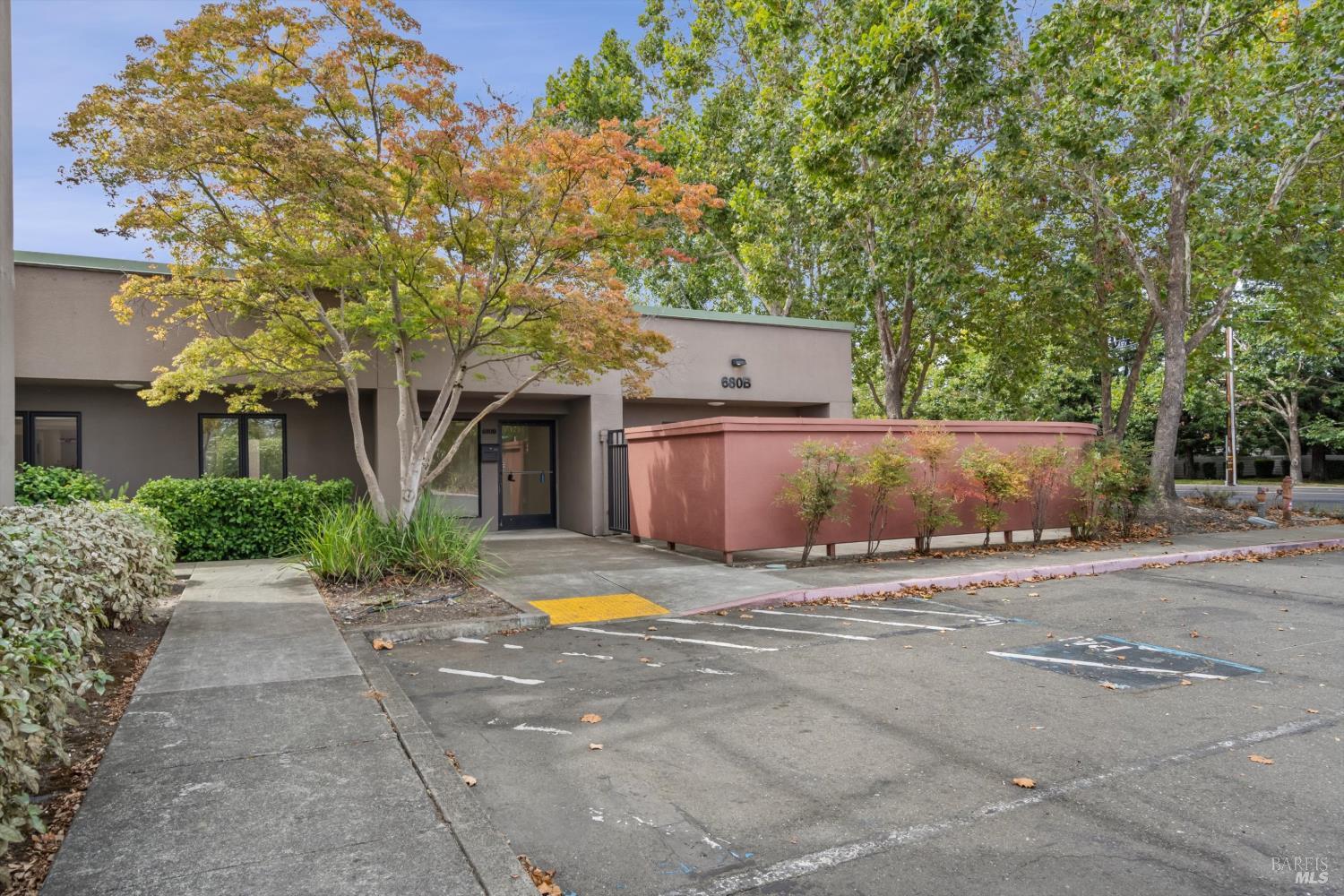 680 E. Cotati Avenue Unit: #B