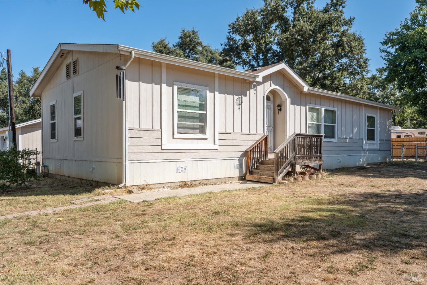 8450 East Side Potter Valley Road