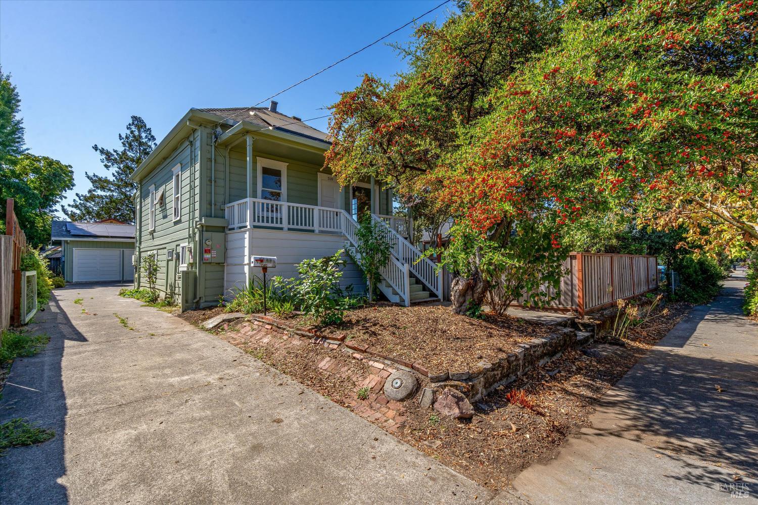 310 Boyce Street