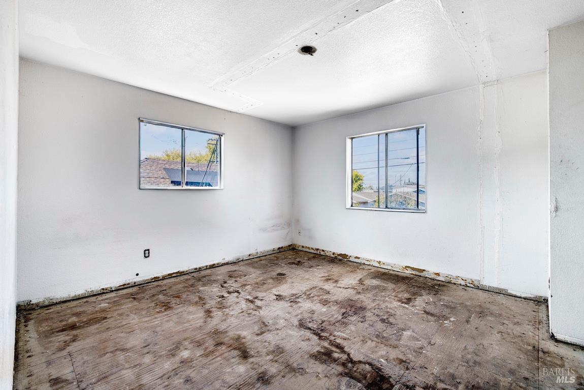 1246 79th Ave, Oakland — 34