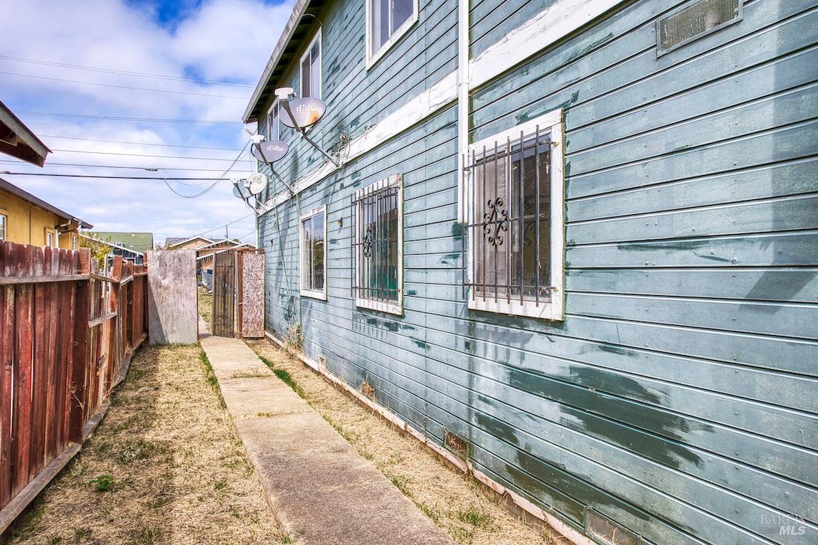1246 79th Ave, Oakland — 28