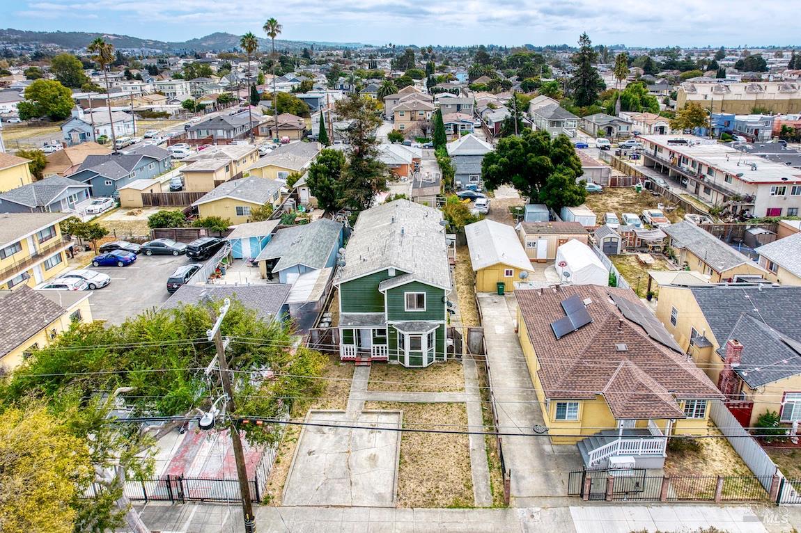1246 79th Ave, Oakland — 24