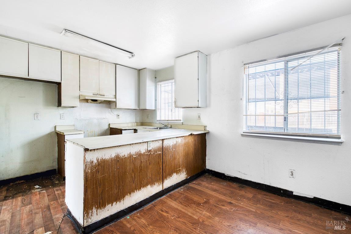 1246 79th Ave, Oakland — 36