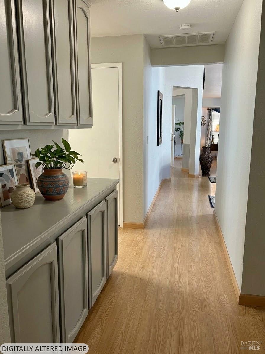 Photo 34