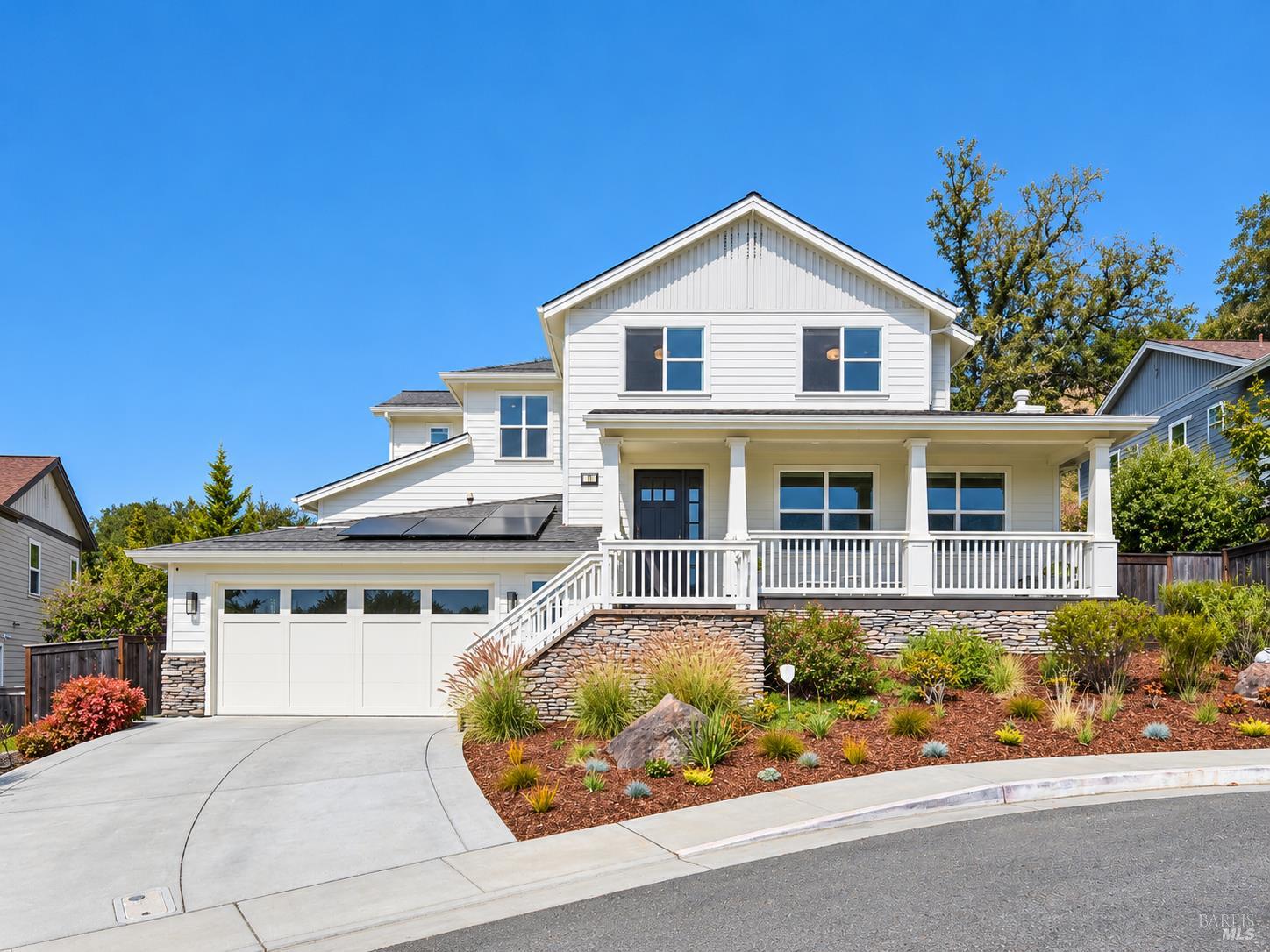 11 Zandra Place