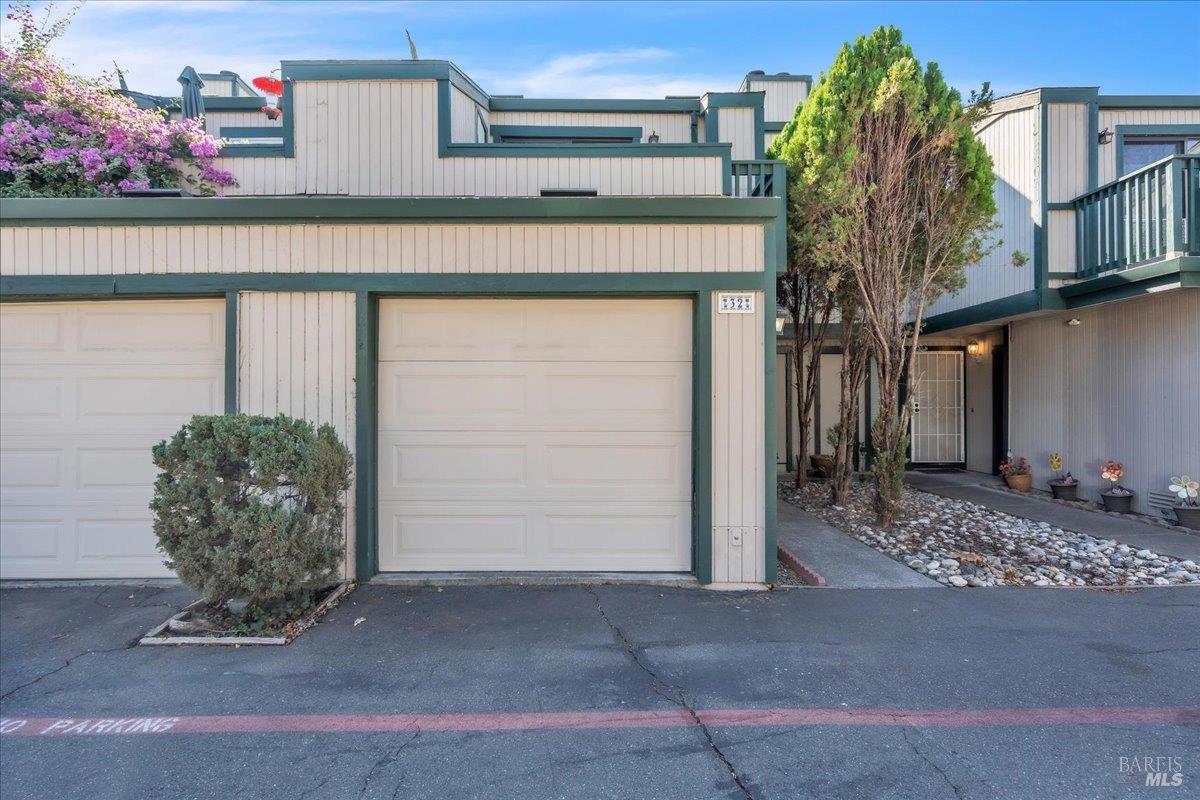 Exterior of 299 Shasta Drive #32